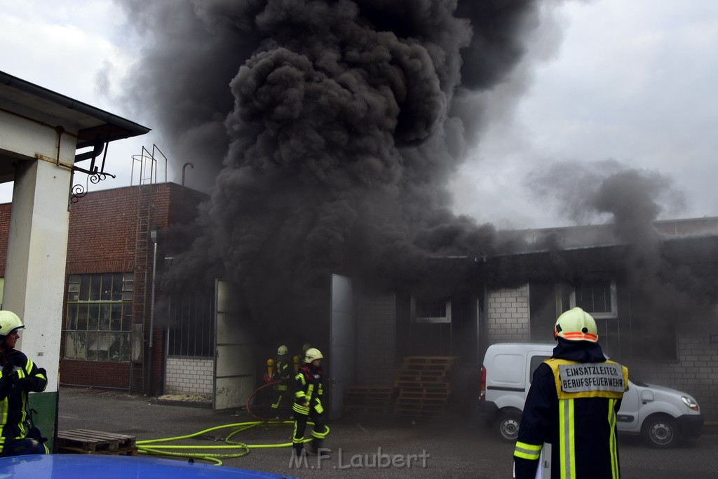 Feuer 4 Schreinerei Koeln Porz Wahn Wilhelm Ruppert Gelaende P0386.JPG - Miklos Laubert